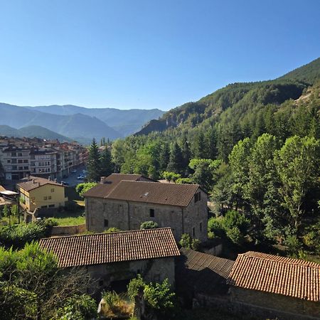 En El Corazon De Baga, Precioso Pueblo Medieval Buitenkant foto